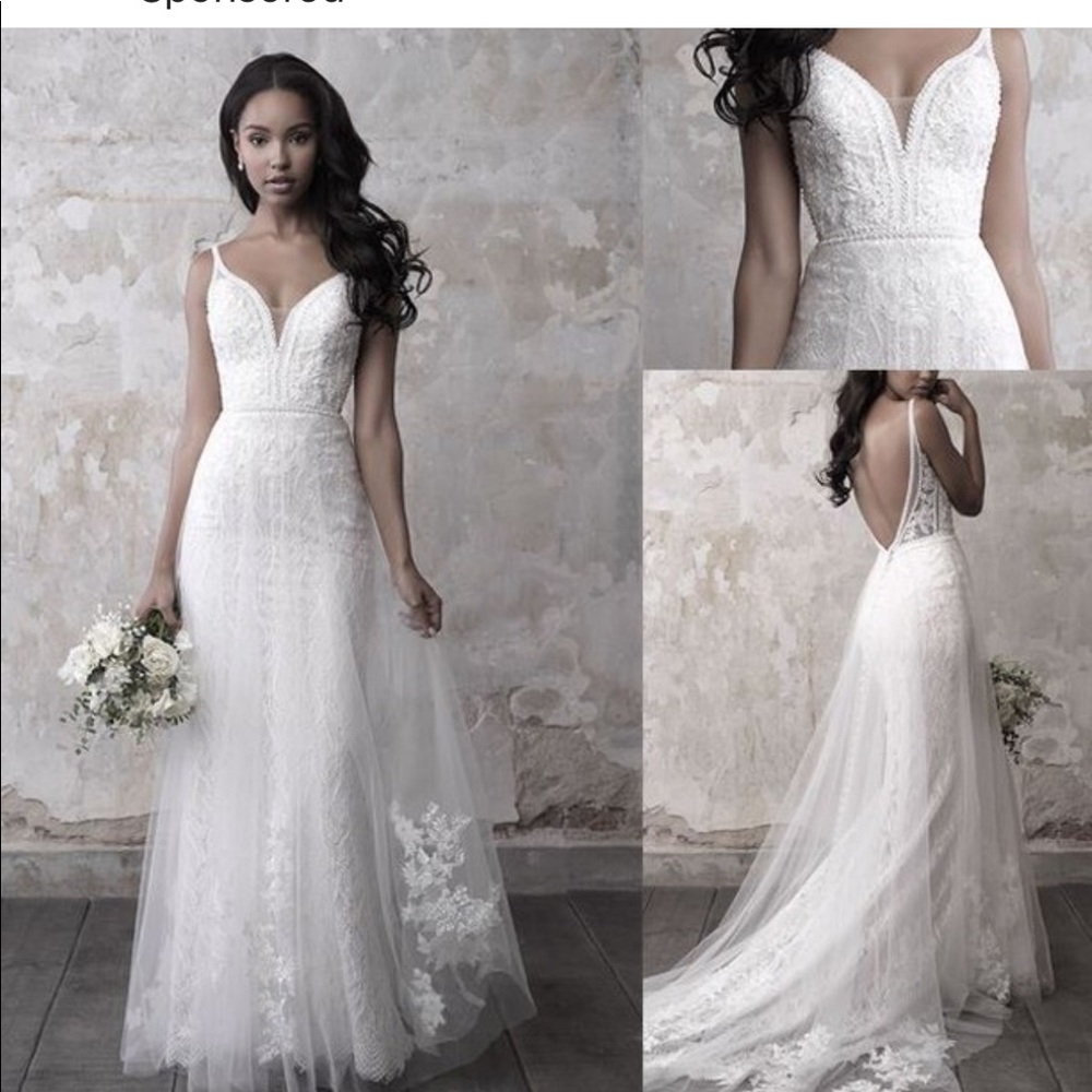 Bridal gown/wedding gown